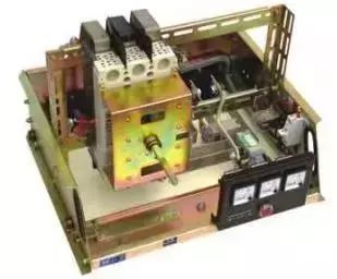低電壓開(kāi)關(guān)柜不同類型型號(hào)！