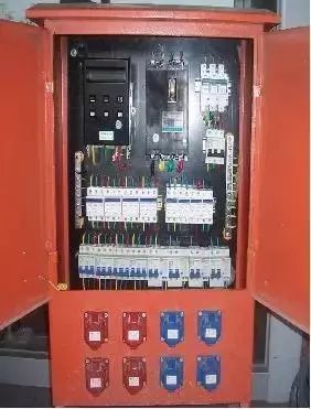 施工現(xiàn)場臨時用電配電箱及開關箱配置和使用說明，圖示詳圖