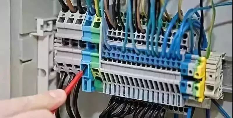 配電柜安裝禁忌:一個錯誤往往會導(dǎo)致無盡的麻煩。